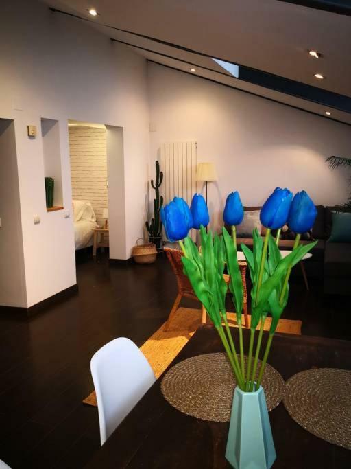 Modern Top Floor Loft At Malasana'S Heart Madrid Exterior photo