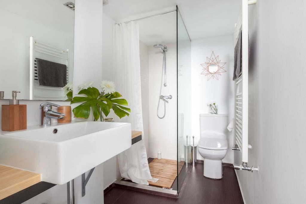 Modern Top Floor Loft At Malasana'S Heart Madrid Exterior photo