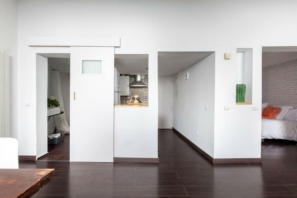 Modern Top Floor Loft At Malasana'S Heart Madrid Exterior photo